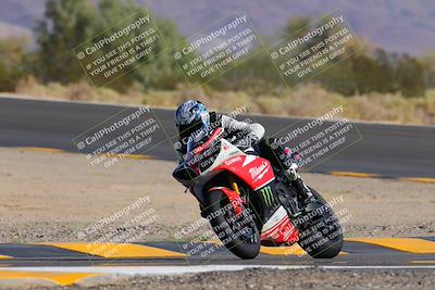 media/Oct-08-2022-SoCal Trackdays (Sat) [[1fc3beec89]]/Turn 10 (945am)/